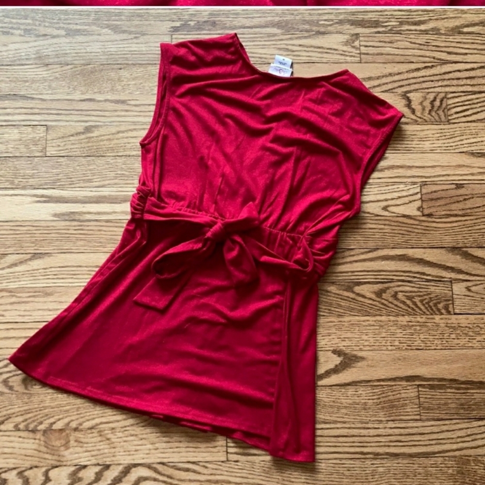 2 Red Maternity Tops - Picture 2 of 4